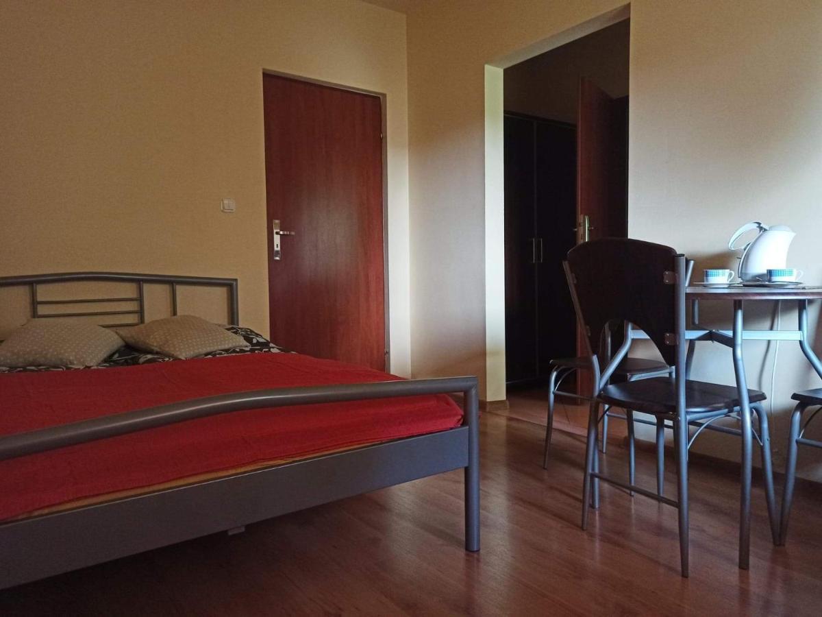 Przylesie Apartment อูเนียยูฟ ภายนอก รูปภาพ